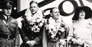 Photo of Lt Hegenberger and Lt Maitland being honored on their arrival on Oahu