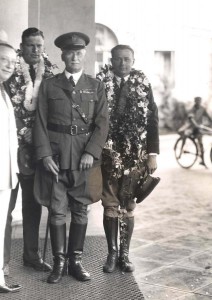 Army Lts. Maitland and Hegenberger, June 29, 1927. Arthur Benaglia, left, manager of the Royal Hawaiian Hotel, with Maitland and Hegenberger and the commanding general of the Hawaiian Department, after the first successful flight from San Francisco to Honolulu.  