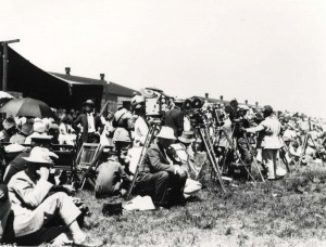 The media awaiting the arrival of Sir Charles Kingsford Smith turned out in full force at Wheeler Field, October 29, 1934. 