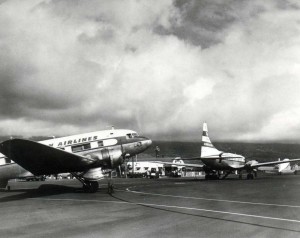 Hawaiian Airlines plane at Honolulu Airport, 1950s.
