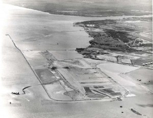 Early construction of the Reef Runway at Honolulu International Airport, 1975.