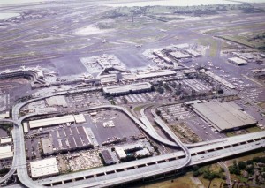 Honolulu International Airport, January 1, 1982.     