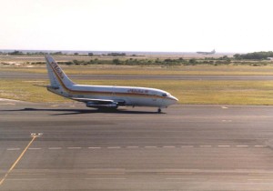 Aloha Airlines landing at Honolulu International Airport, 1985.  