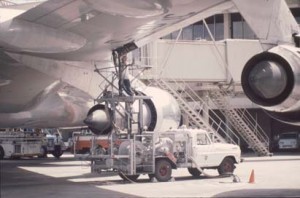 Aircraft fueling at Honolulu International Airport, 1989.