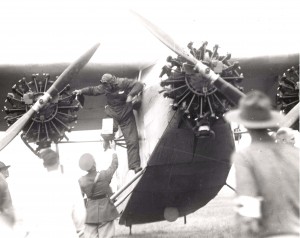 Hegenberger & Maitland departing their airplane after landing