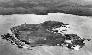 Ford Island showing the U.S. Army's Luke Field on left side and the growing Navy facilities on right side, March 25, 1925.