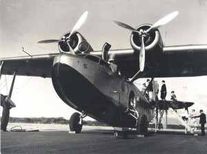 Passengers board the new Sikorsky S-43 amphibian at John Rodgers Airport.