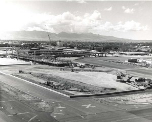 Diamond Head Concourse construction, Honolulu International Airport, 1974.