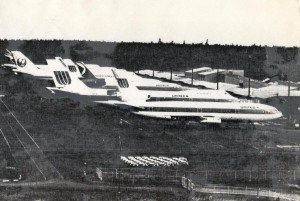 United and JAL aircraft at Hilo International Airport 1980.