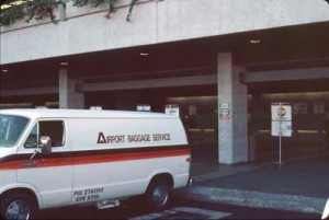 Airport Baggage Service, Foreign Arrivals, Honolulu International Airport, 1987.