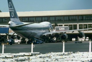 Air New Zealand at Honolulu International Airport, 1987.