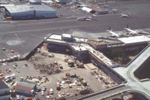 Interisland Terminal construction, Honolulu International Airport, 1995.   
