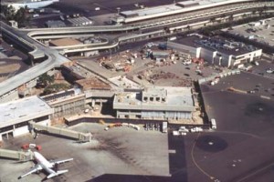 Construction of Interisland Terminal Expansion, Honolulu International Airport, 1995.