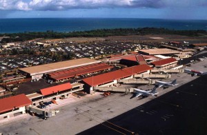 '90s Kahului Airport