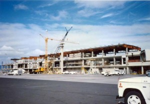 Ewa Concourse, HNL, November 1992